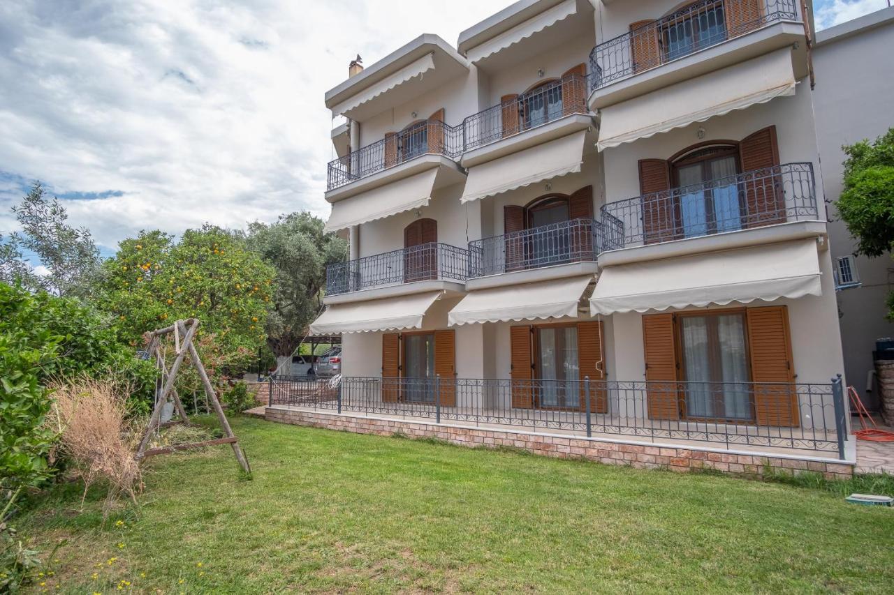 Coral Apartments Parga Exterior photo